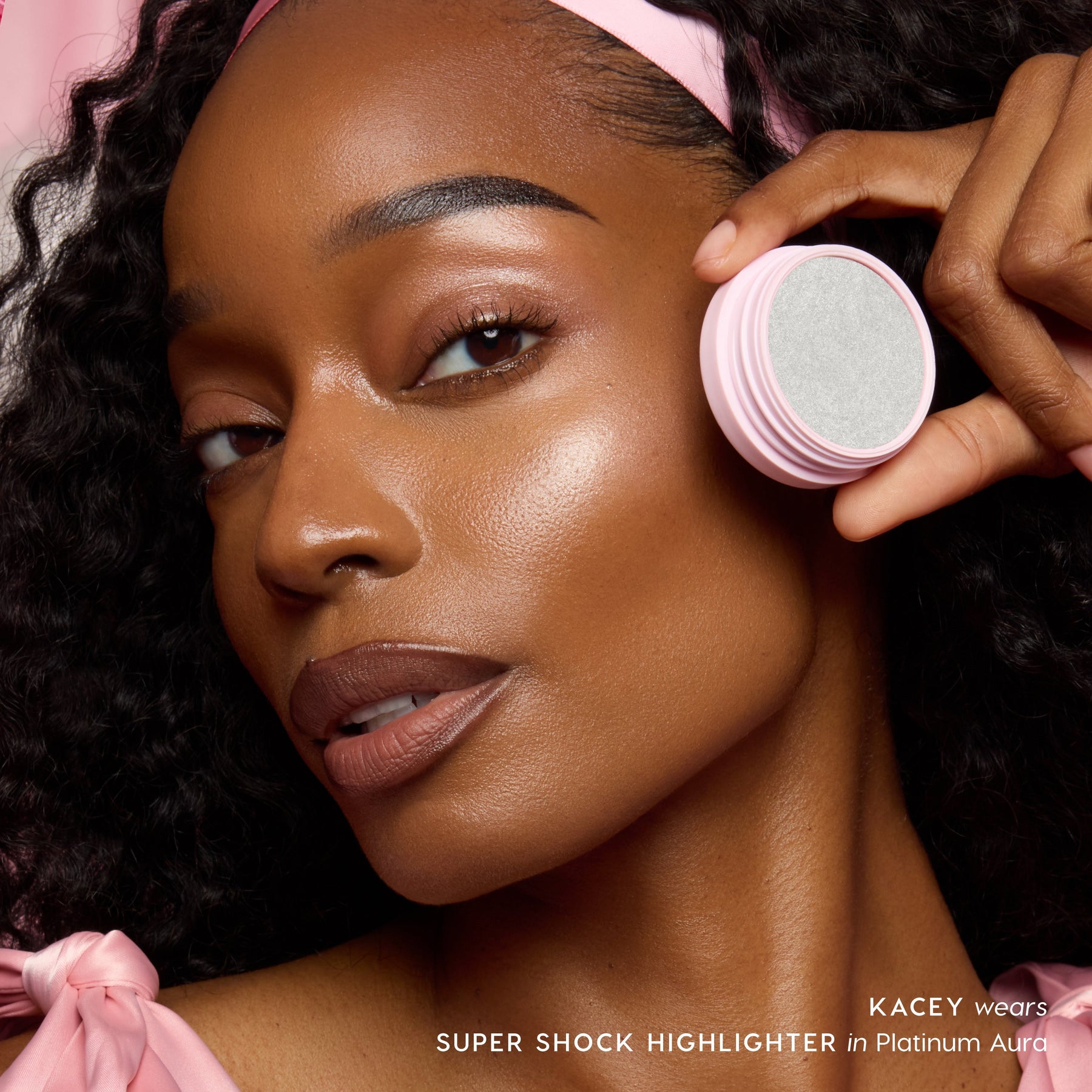 Platinum Aura - Soft Glam